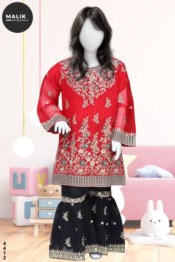 4412- Girls Embroidered 3Pcs Chiffo Sharara Set