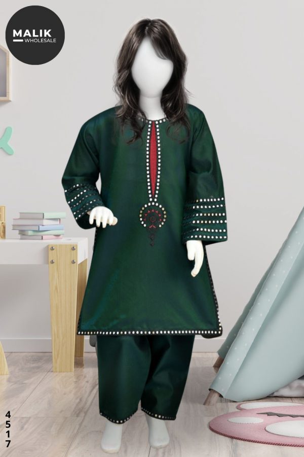 4517-Girls 3Pcs Embroidered Khadar Shirt Set