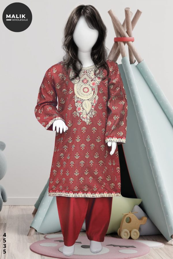 4535- Girls 3Pcs Embroidered Khadar Shirt Set