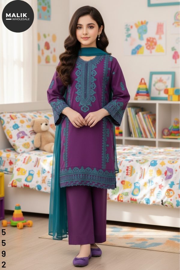 5592 Girls 3Pcs Embroidered & Stitched Dhanak Midi Shirt
